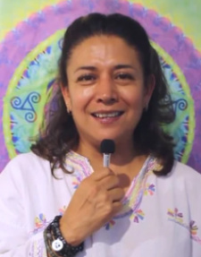 Ugalde, Anette