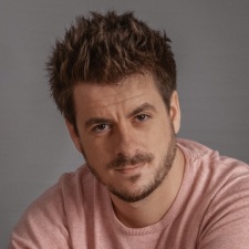Ferrer, Pau